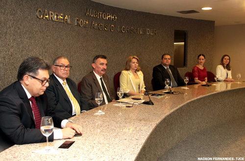 Clima, água, energia e lixo são debatidos na I Conferência Socioambiental dos Três Poderes