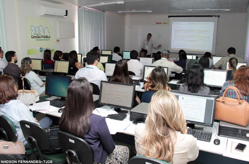 Servidores do Judiciário participam de treinamento sobre gerenciamento de processos