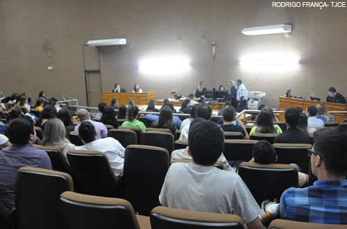 Fórum realiza quatro julgamentos no primeiro dia da Semana do Júri