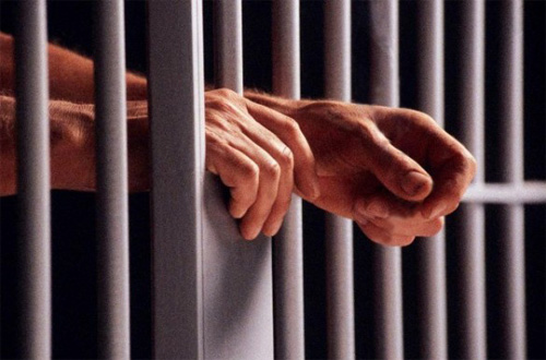 Juiz realizará mutirão para reavaliar necessidade de manutenção de prisões