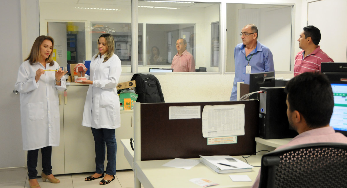 Fórum promove ação de higienização bucal e combate à halitose