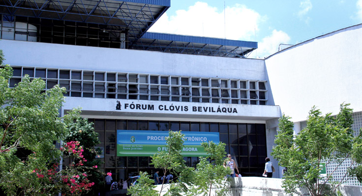 Fórum agiliza entrega de certidões para população de Fortaleza