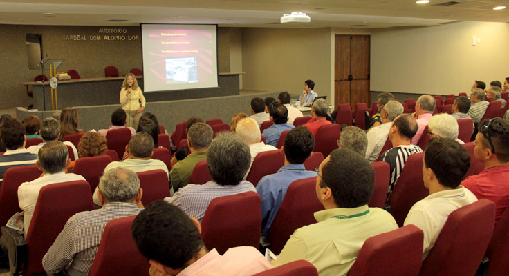 Palestra no TJCE alerta servidores sobre responsabilidade no trânsito