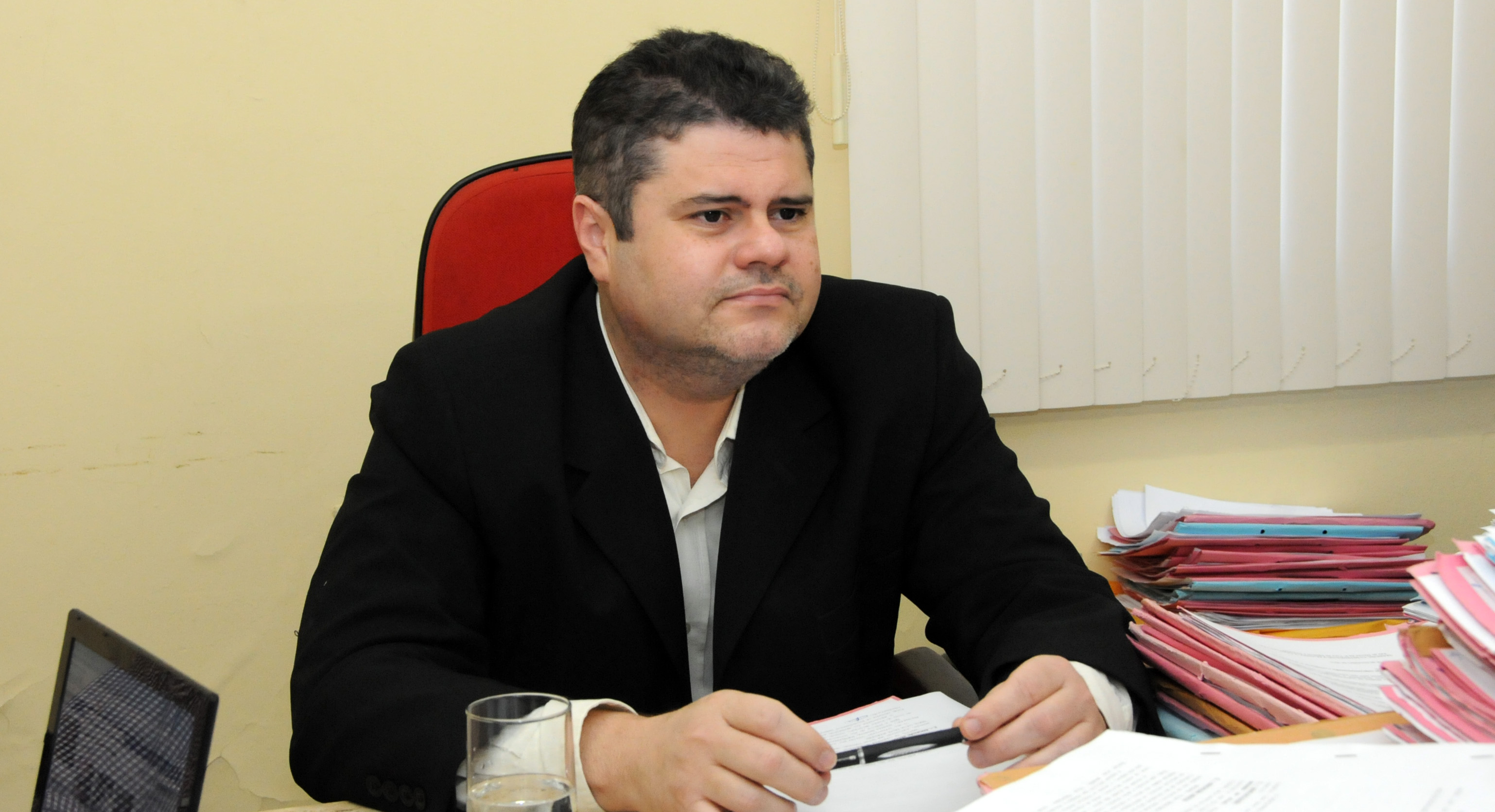 Juiz suspende internação de novos adolescentes em unidades socioeducativas