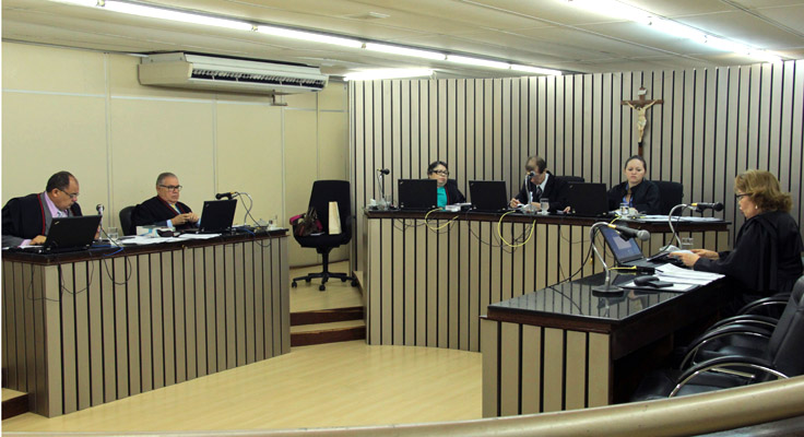 5ª Câmara Cível mantém bloqueio de bens do prefeito de Juazeiro do Norte