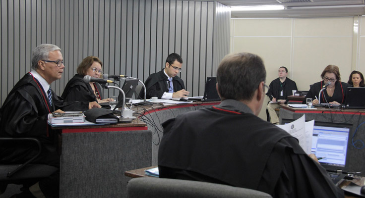 Acusada de traficar drogas para cadeia deve permanecer presa