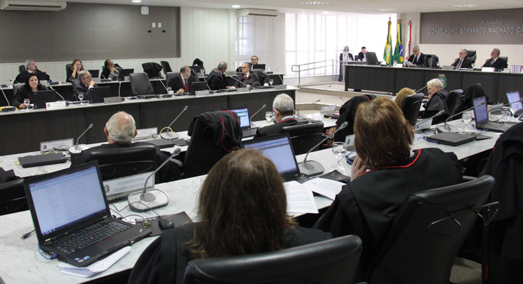 Pleno do TJCE aplica aposentadoria compulsória ao juiz Demétrio Pereira