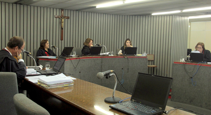 Mantida prisão de ex-vereadora acusada de lavagem de dinheiro