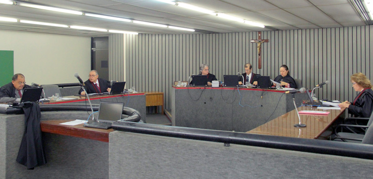 Mãe que perdeu filho em acidente deve receber R$ 350,5 mil de indenização