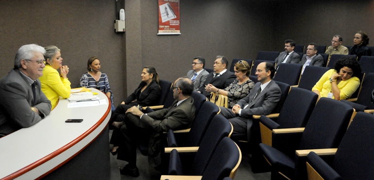 Magistrados estudam estratégias para agilizar trabalhos nas Secretarias Judiciárias de Família
