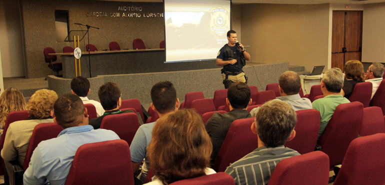 Palestra no Tribunal destaca as principais causas de acidentes de trânsito
