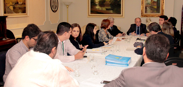 Aprovado relatório sobre expansão dos centros de conciliação