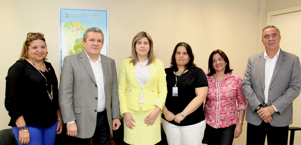 Projeto Pai Presente: Corregedoria fecha parceria com Secretaria de Educação de Fortaleza