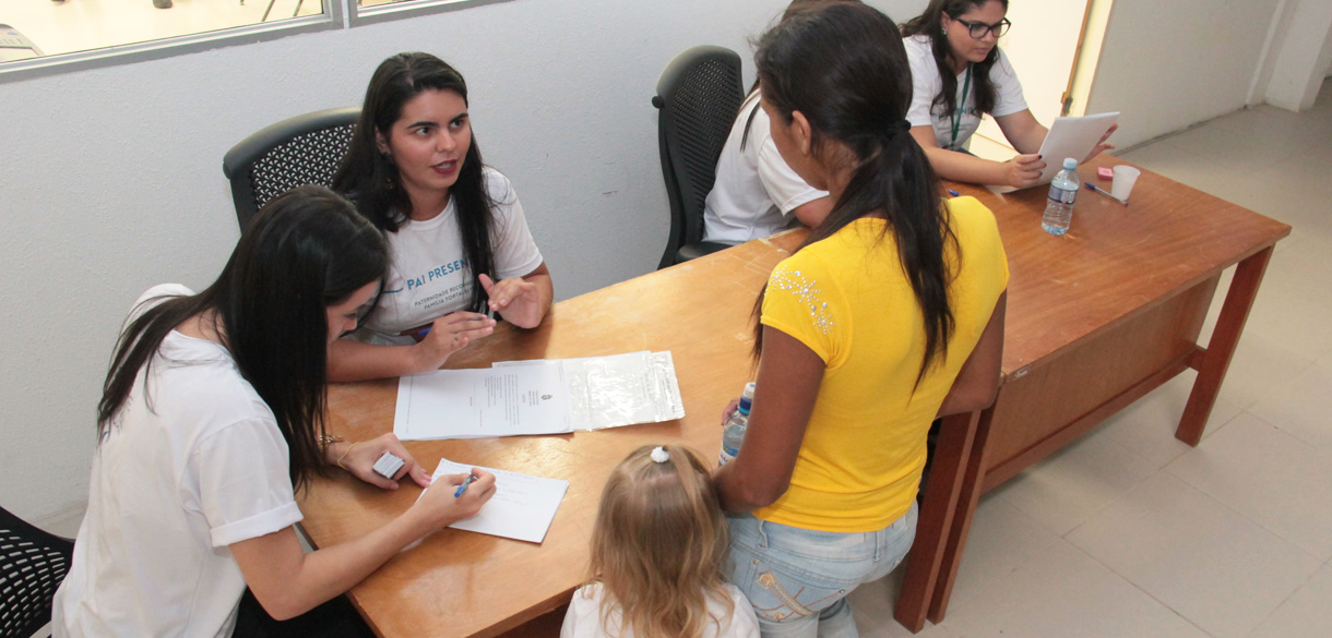 300 pessoas são atendidas na primeira semana do mutirão de paternidade no Fórum Clóvis Beviláqua