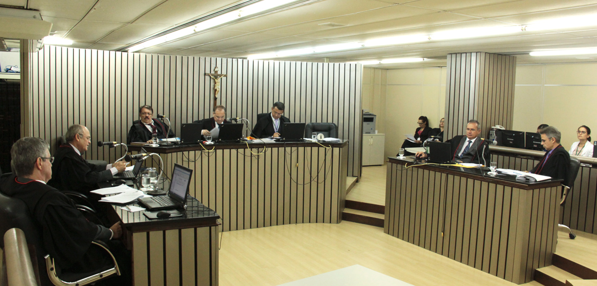 Construtora é condenada a pagar R$ 132 mil  por não entregar imóvel no prazo