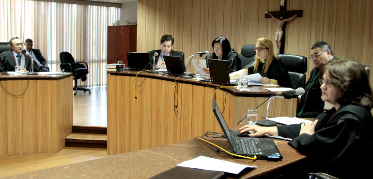 Estado deve pagar R$ 68 mil para comerciante autuado ilegalmente pela Sefaz