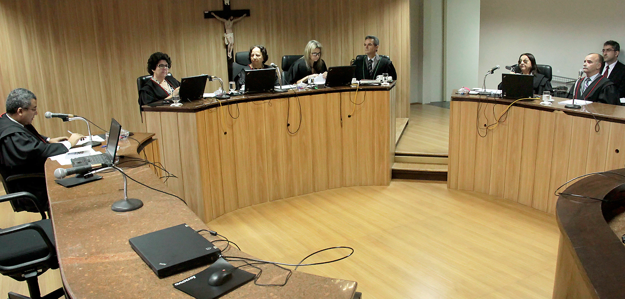 Unimed Fortaleza deve fornecer tratamento domiciliar a idosa com Alzheimer