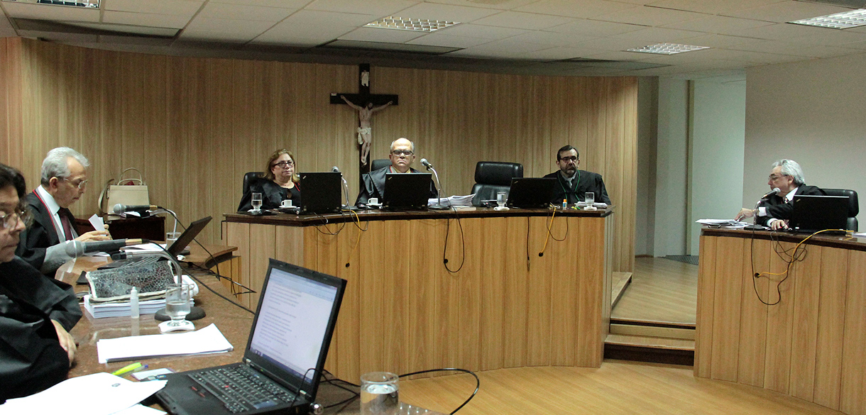 1ª Câmara Cível julgou 908 processos em 24 sessões no 1º semestre de 2016