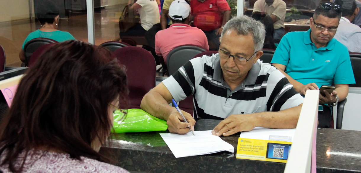 TJCE realiza mutirão interno neste sábado para agilizar confecção de certidões dos candidatos