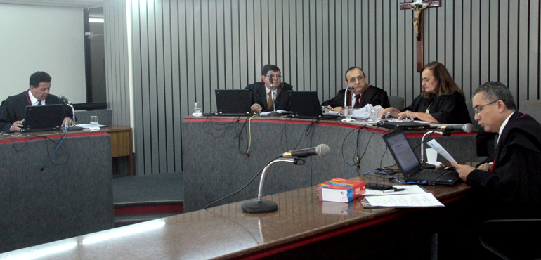 Microempresário acusado de  estupro deve permanecer preso