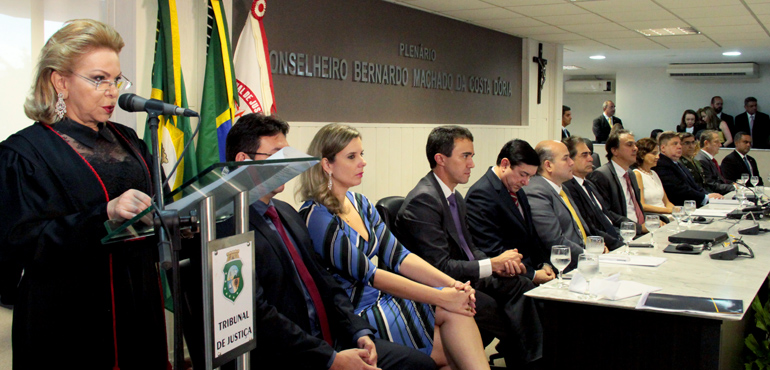 Desembargadora Iracema Vale afirma que entrega TJCE saneado financeiramente ao sucessor