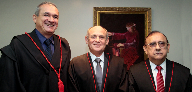 Desembargador Gladyson Pontes assume a Presidência do Tribunal de Justiça do Ceará