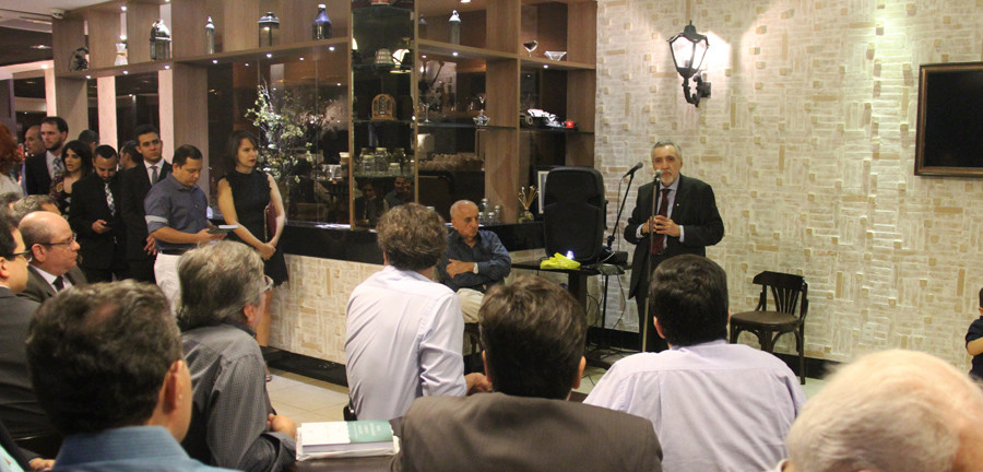 Desembargador Francisco de Assis Filgueira Mendes lança terceiro livro sobre Direito