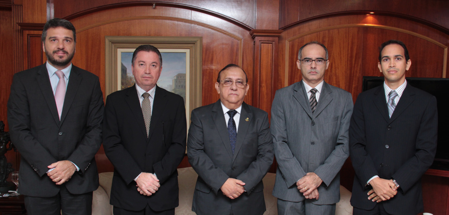 Desembargador Darival Beserra assume a Corregedoria-Geral da Justiça do Ceará