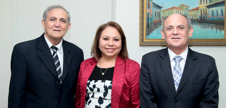 Desembargadora Iraneide Moura assume Ouvidoria do Poder Judiciário cearense