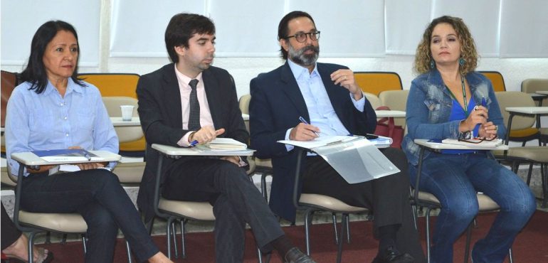 Coordenador da Esmec participa de reunião da Rede de Escolas de Governo