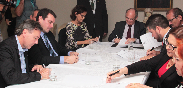 Tribunal de Justiça firma acordo para capacitar  jovens em situação de acolhimento