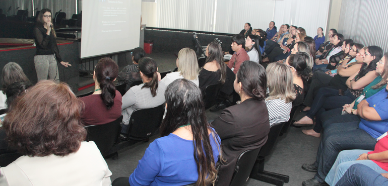 Palestra no Tribunal de Justiça orienta mulheres sobre transtorno de ansiedade