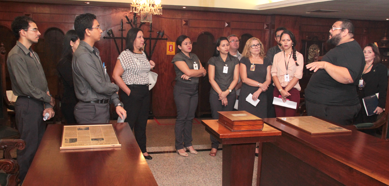 Cartorários de Fortaleza conhecem funcionamento do Tribunal de Justiça