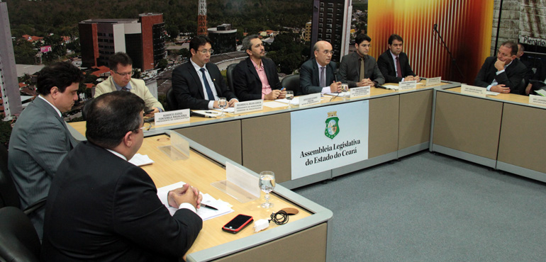 Audiência pública debate projeto de lei do TJCE que vai priorizar Justiça de 1º Grau