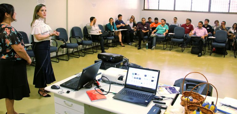 Oficina da Parentalidade é apresentada aos juízes do V Curso de Formação Inicial