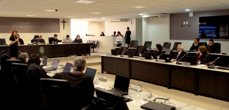 Seção de Direito Público promove debate sobre judicialização da saúde