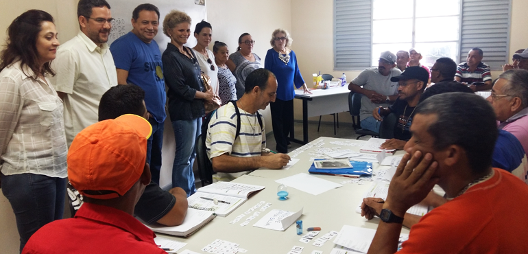 Juízes das Varas de Execução Penal recepcionam novos participantes de projeto de ressocialização