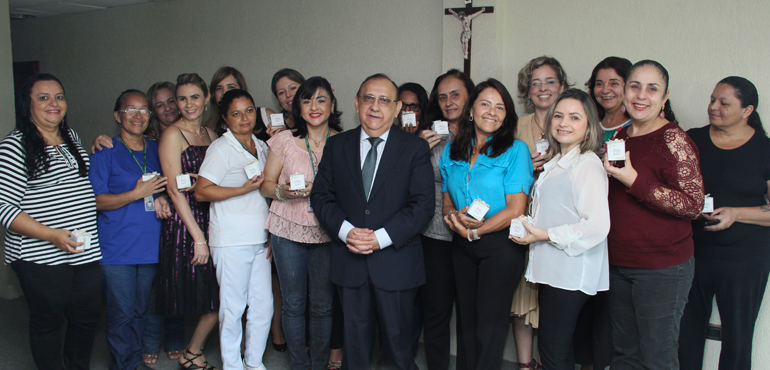 Desembargador Darival Beserra presta homenagem às mães na Corregedoria da Justiça