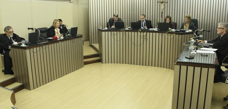 Município de Fortaleza deve indenizar em R$ 248 mil família de homem morto por bala perdida