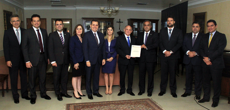 Relatório sobre a reestruturação da organização judiciária do Ceará é apresentado à OAB/CE