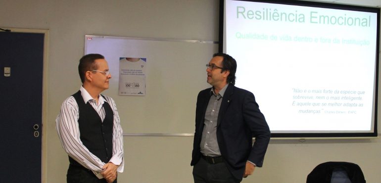 Professor Nélson Ricardo inicia curso sobre Resiliência Emocional