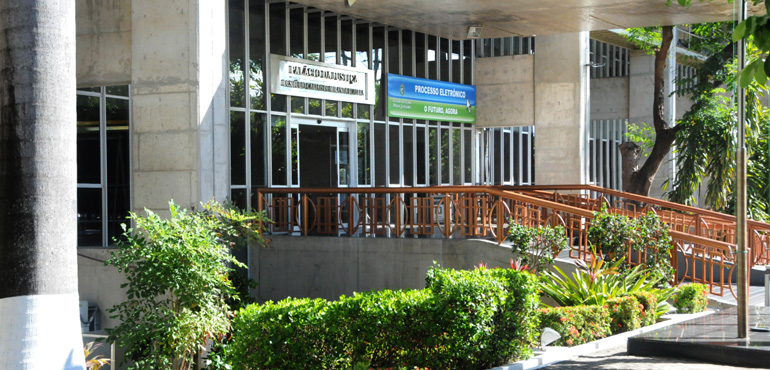 Plantão no TJCE registra dois habeas corpus