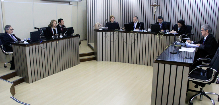 Justiça decide pela cobrança proporcional em estacionamentos de Fortaleza