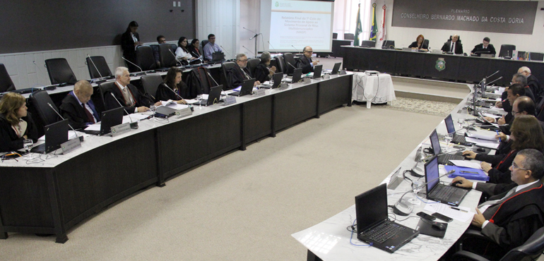 Justiça julga 636 processos de réus que respondem a várias ações penais