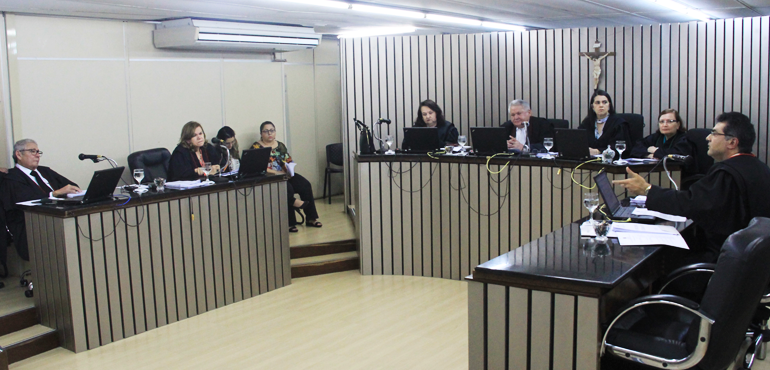 Acusados de traficar drogas e armas têm habeas corpus negado