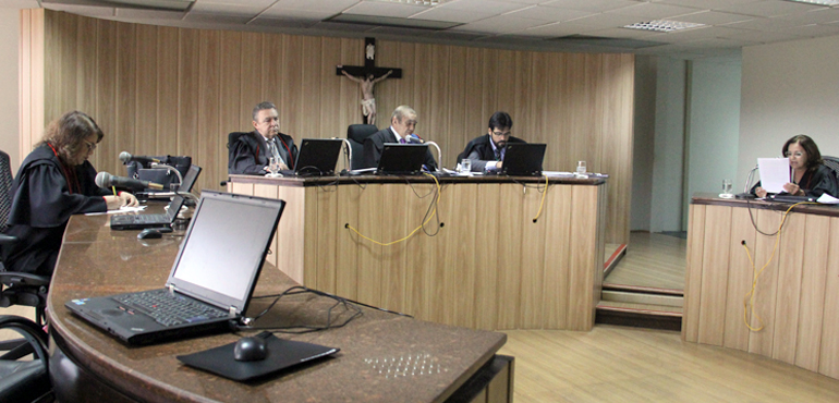 Coelce deve pagar R$ 80 mil e pensão a pais de  jovem vítima de choque elétrico