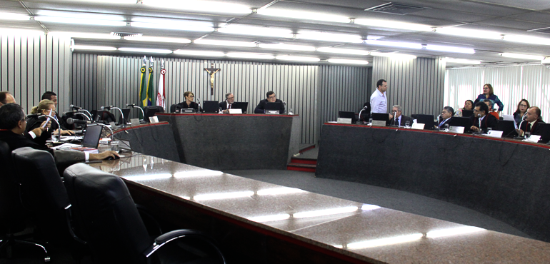 Seção Criminal do TJCE aceita denúncia contra prefeito de Barro por fraude em licitação