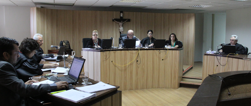 Estado deve indenizar homem que ficou paraplégico após pular de delegacia