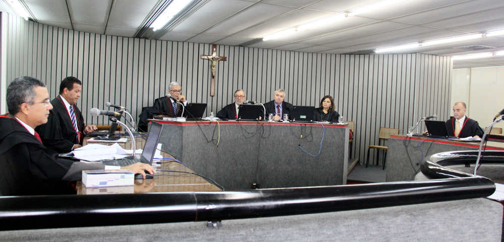 3ª Câmara Criminal do TJCE nega habeas corpus para filhos de ex-prefeito de Itarema acusados de fraude