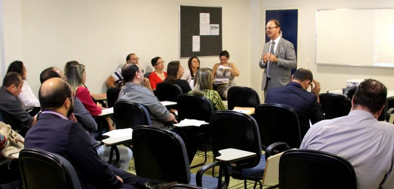 Magistrados discutem vários temas relevantes para os Juizados Especiais